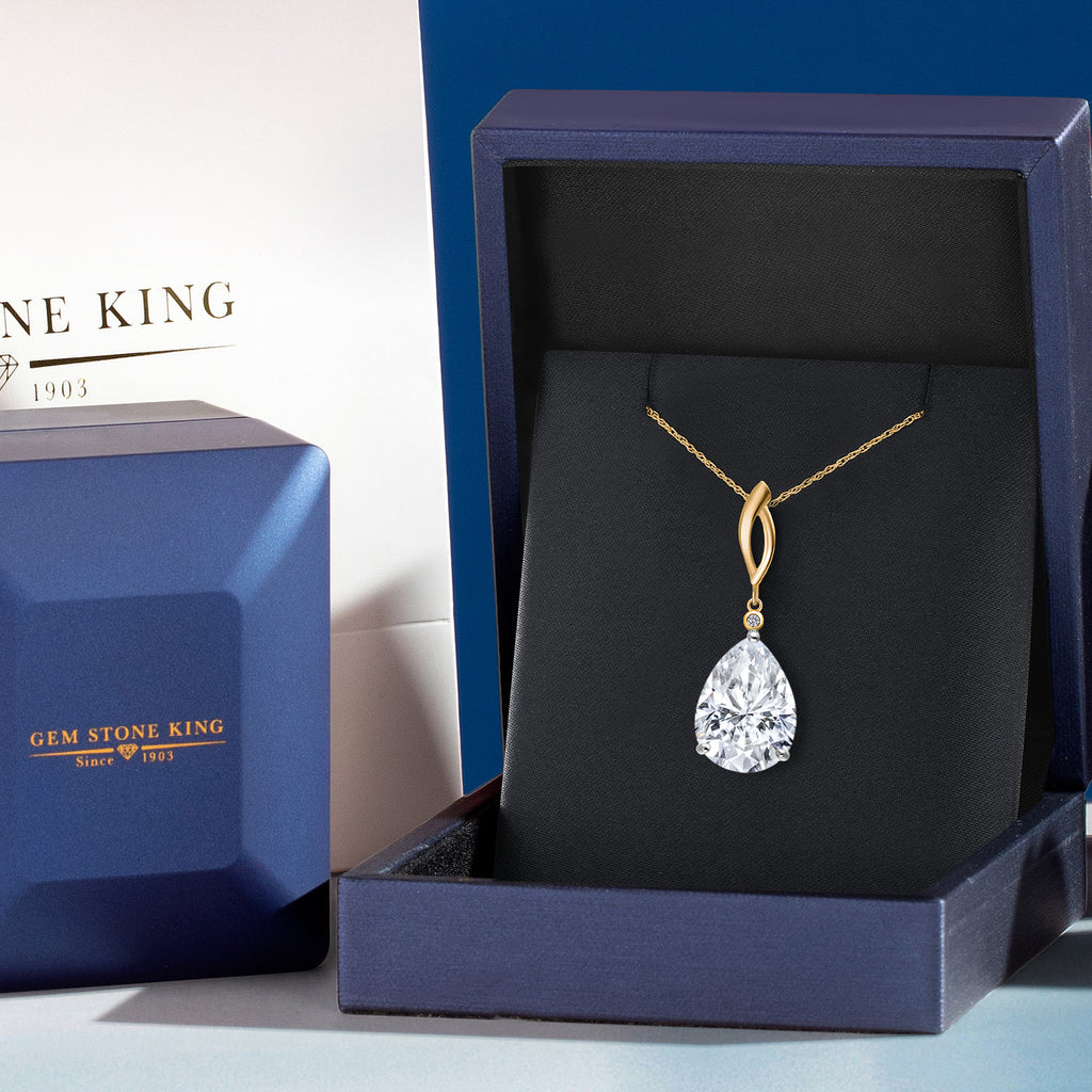Pendant in 925 Sterling Silver and 10K Yellow Gold