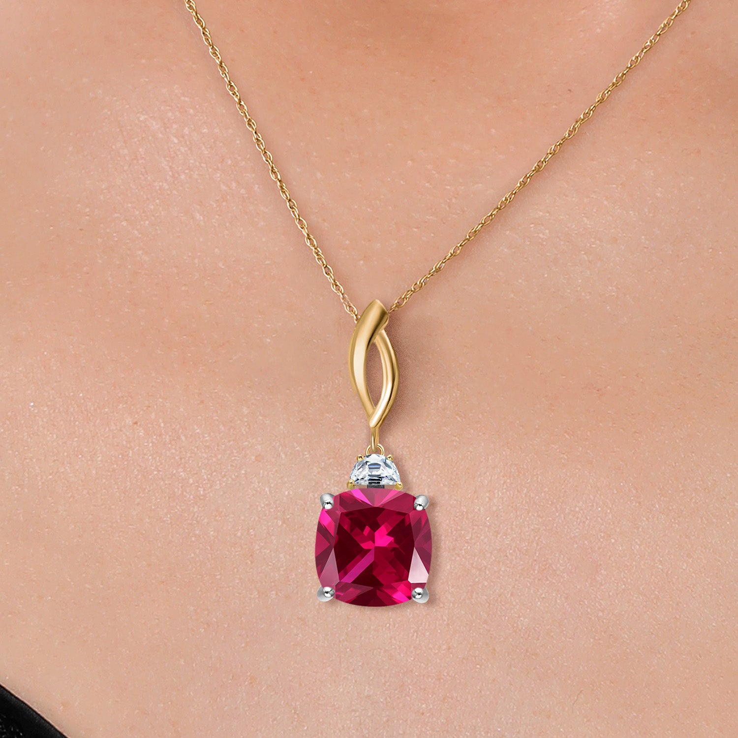 Pendant in 925 Sterling Silver and 10K Yellow Gold