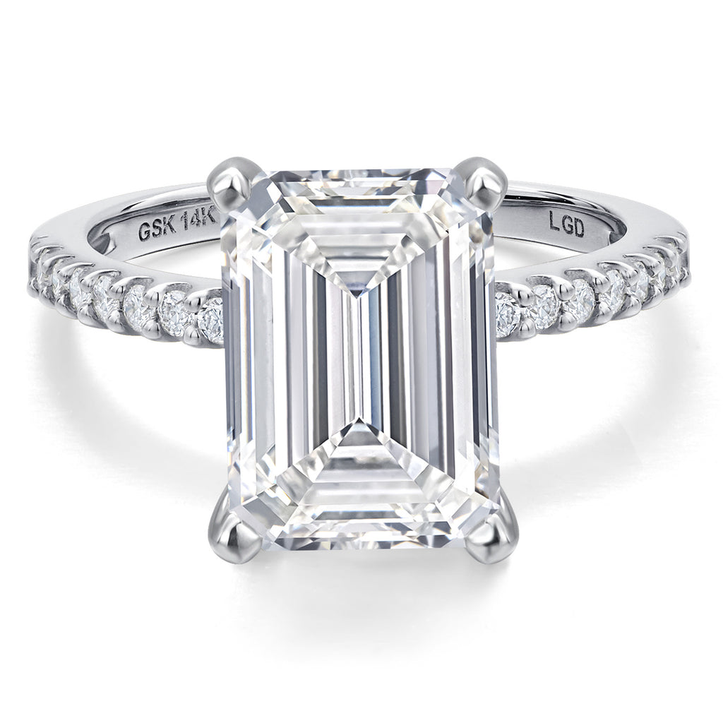 Ring in 14K White Gold