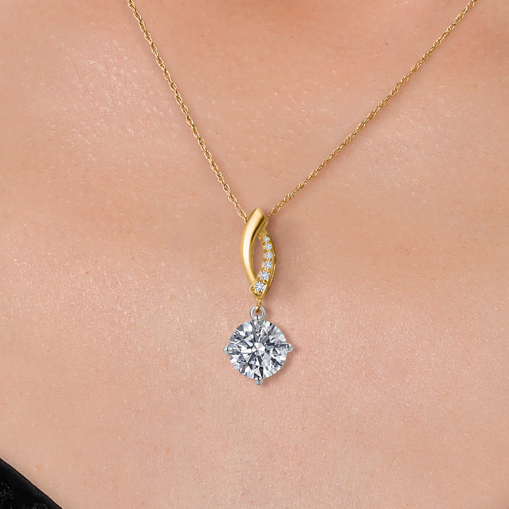 Pendant in 10K Two Tone Gold