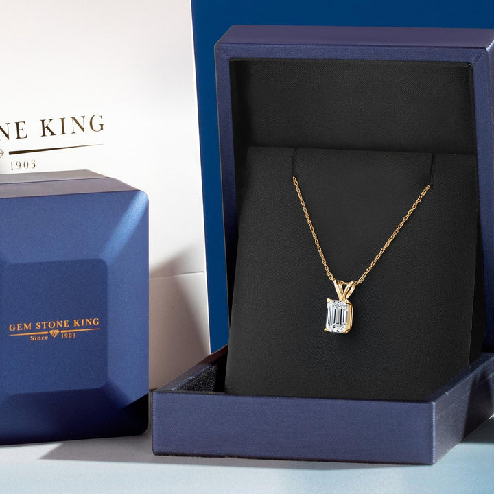 Pendant in 10K Yellow Gold