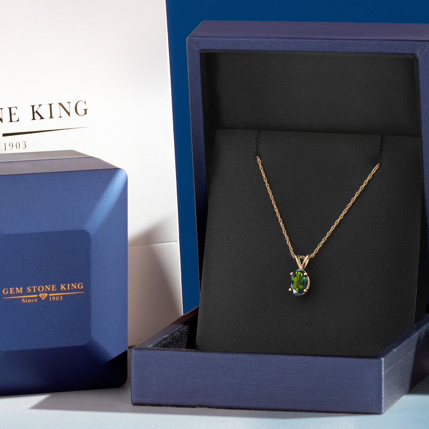 Pendant in 10K Yellow Gold