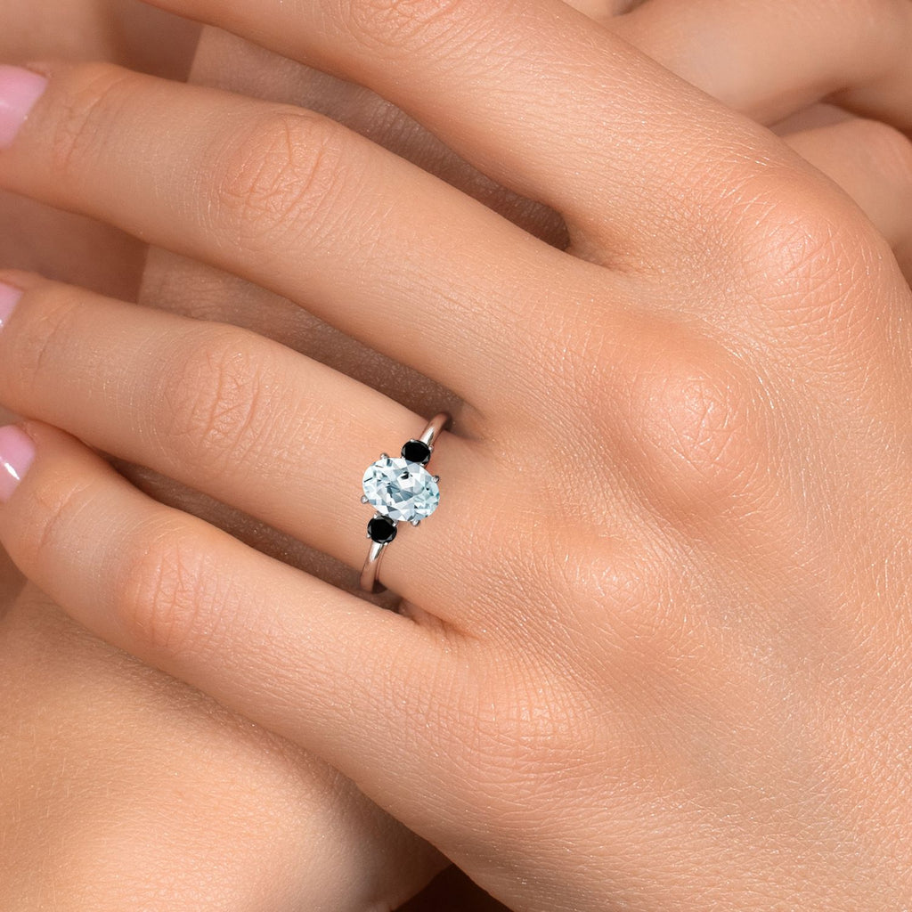 Ring in 14K White Gold