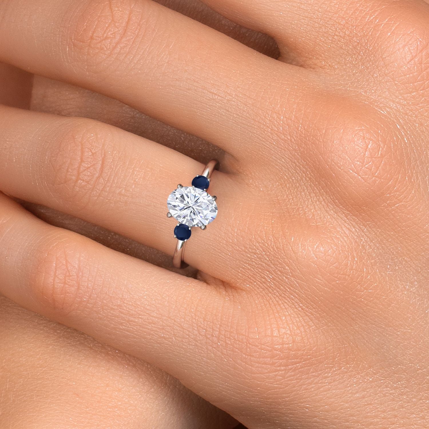 Ring in 14K White Gold