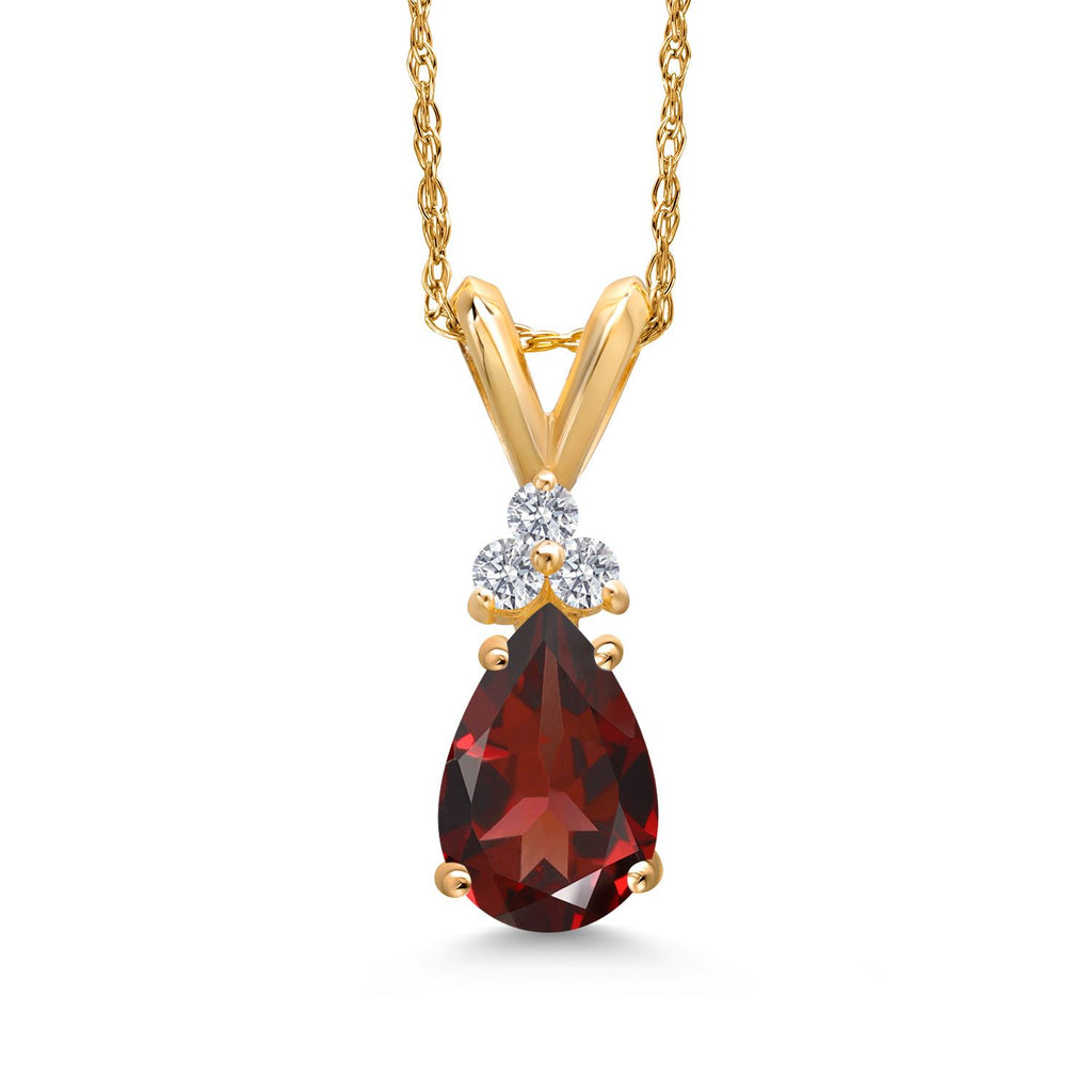 Garnet - January_Pendant in 14K Yellow Gold