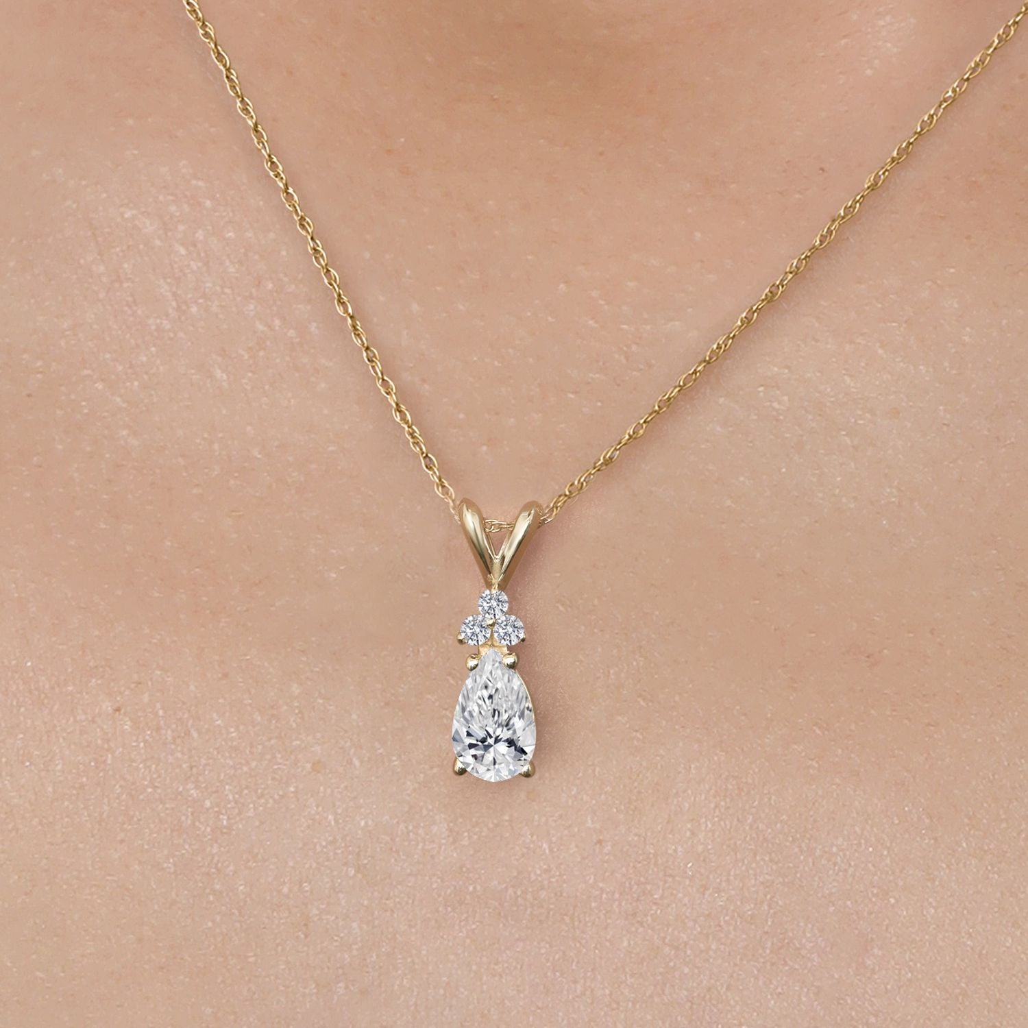 Pendant in 14K Yellow Gold