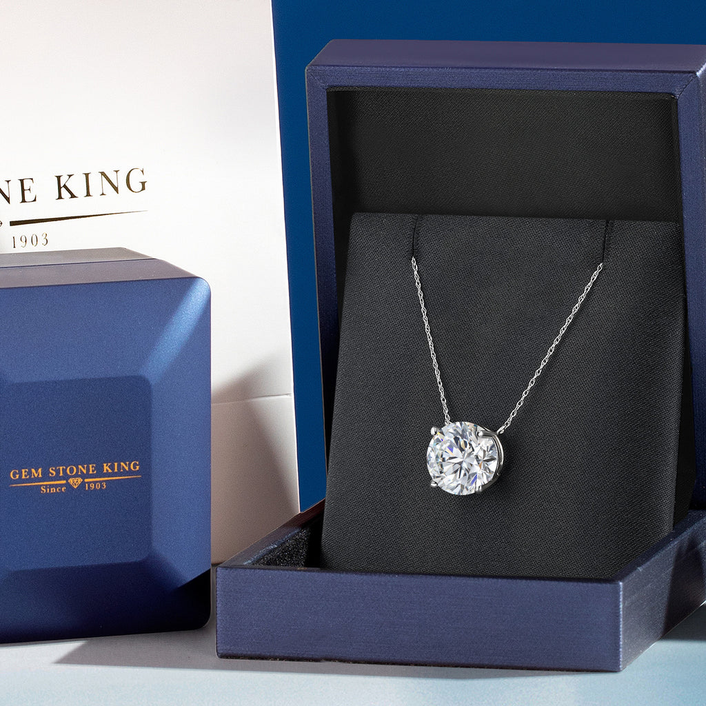 Pendant in 14K White Gold