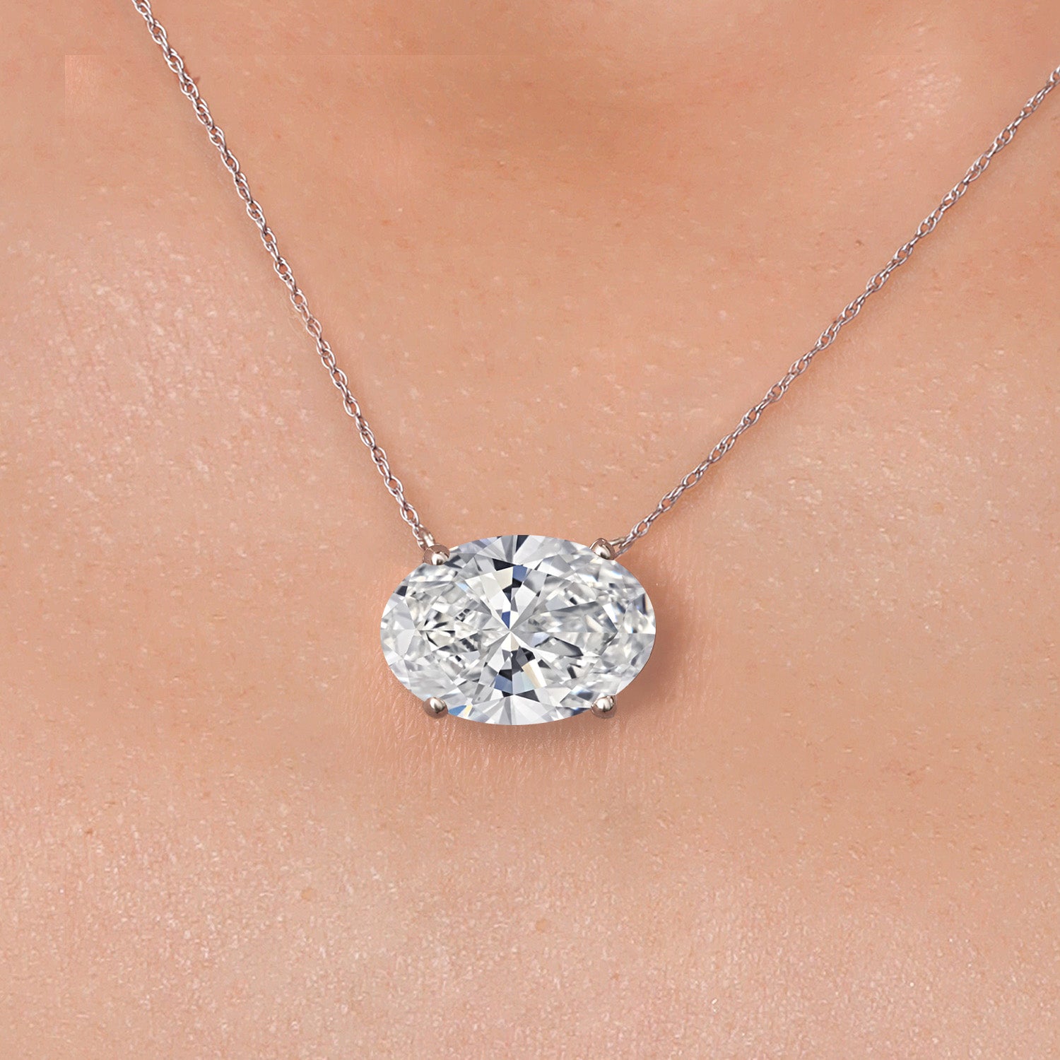 Pendant in 14K White Gold