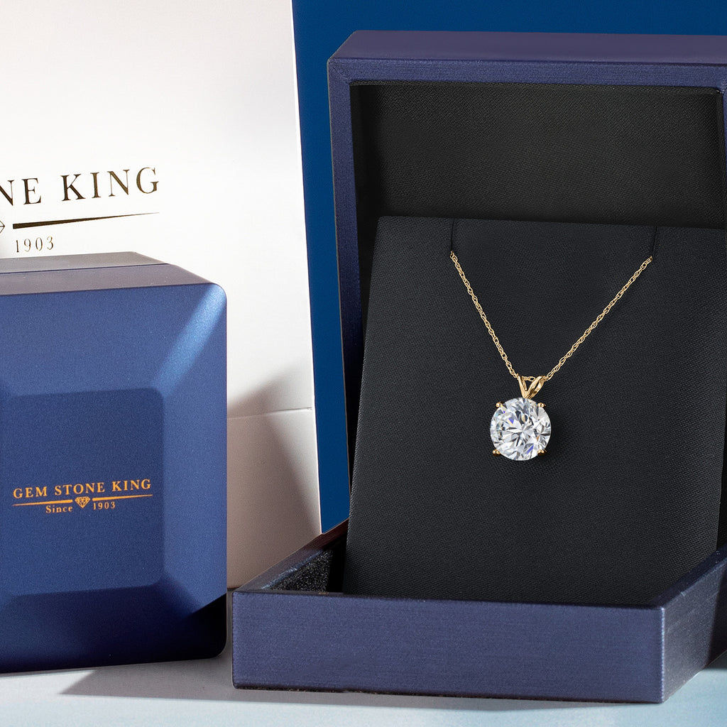 D - E_Pendant in 14K Yellow Gold