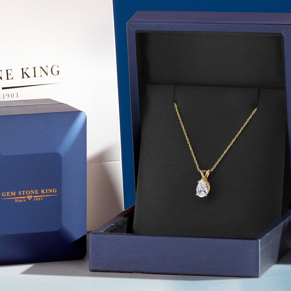 Lab Grown Diamond_Pendant in 10K Yellow Gold