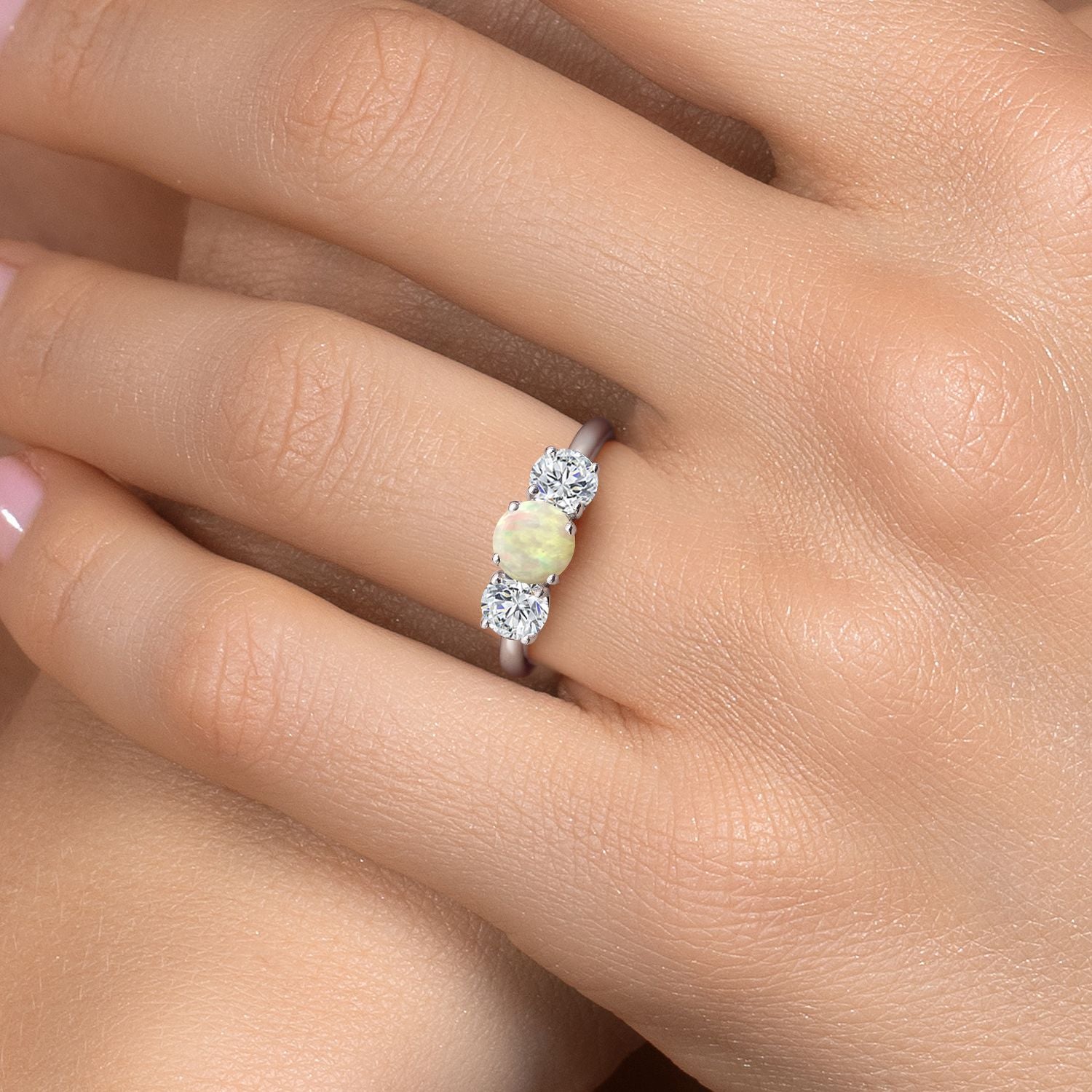 Ethiopian Opal-Cabochon - October_5_Ring in 925 Sterling Silver