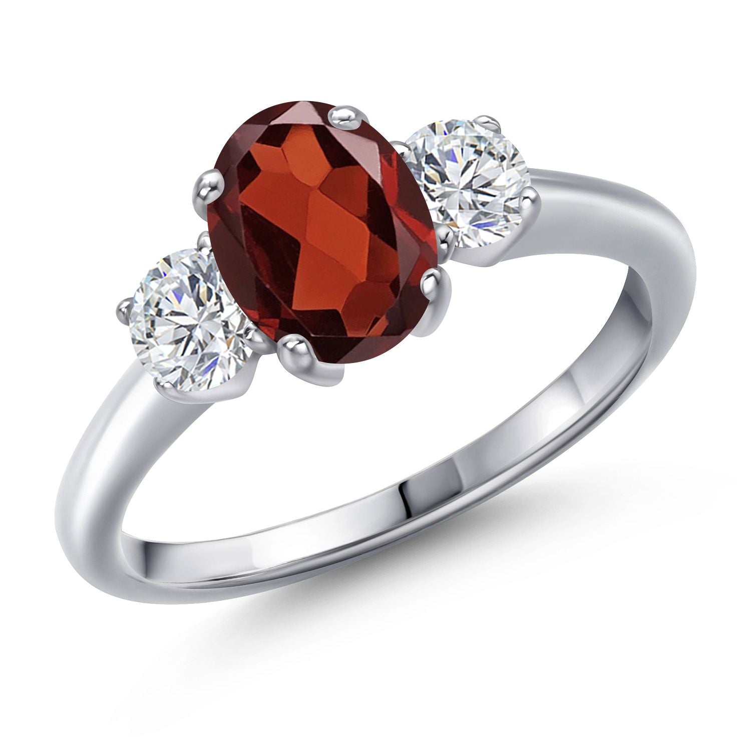 Garnet - January_9_Ring in 925 Sterling Silver