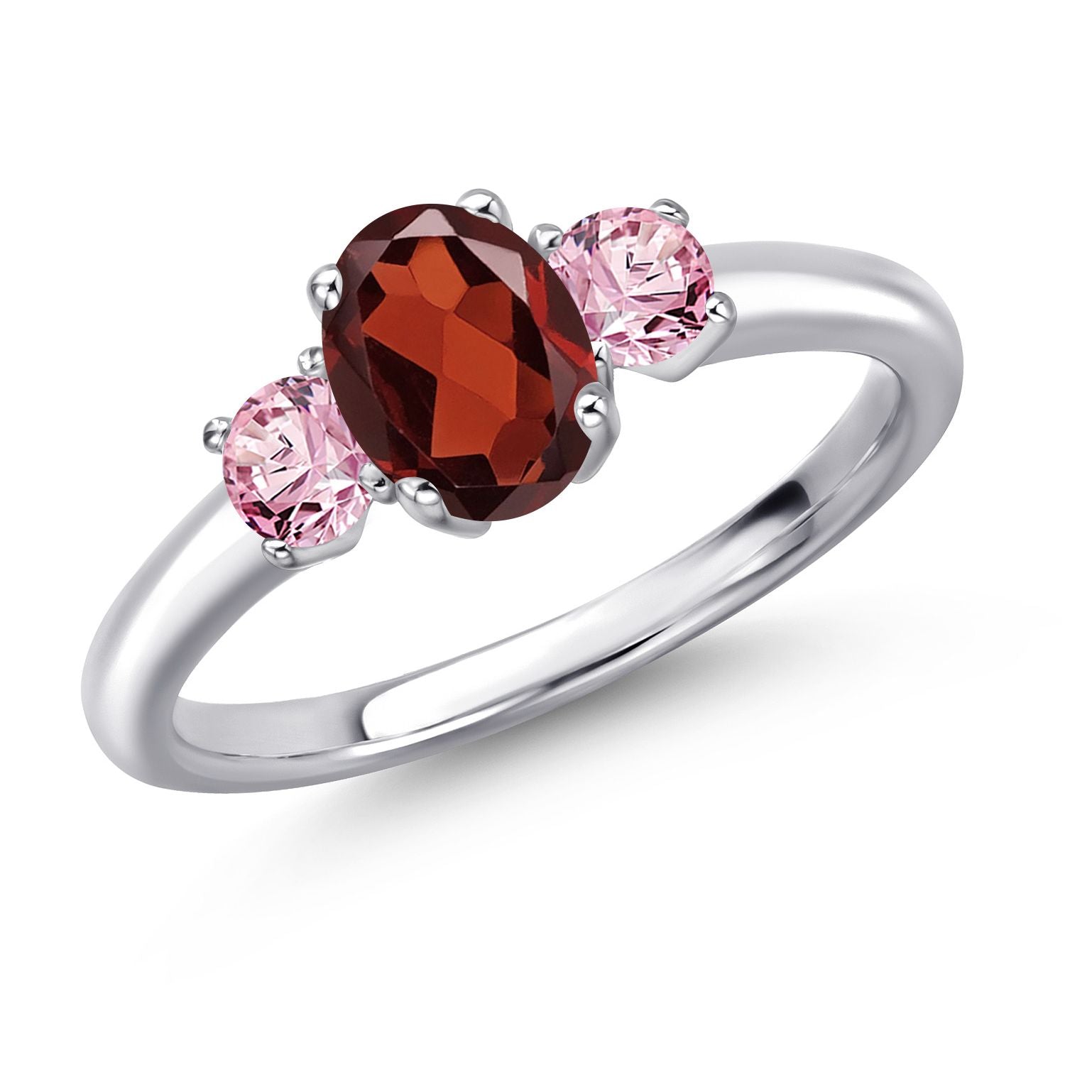 Garnet - January_8_Ring in 925 Sterling Silver