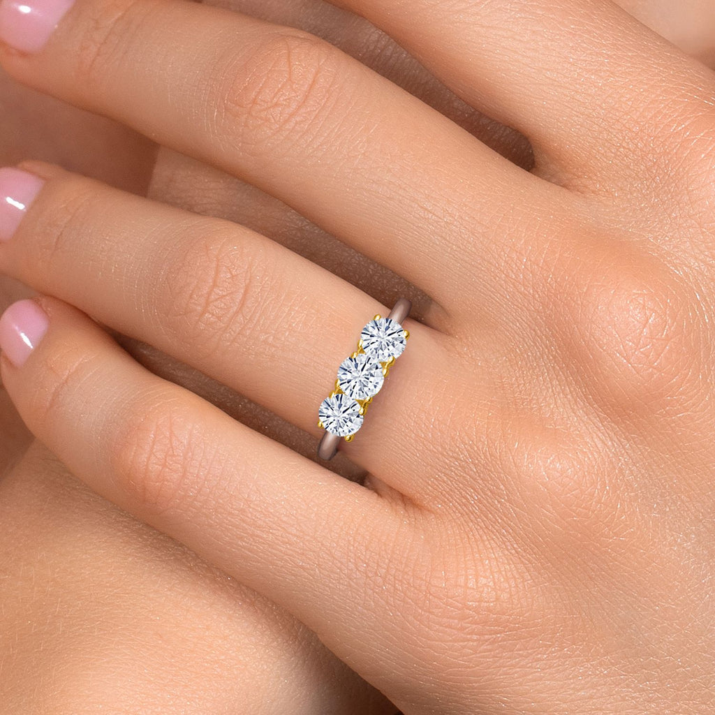 Ring in 10K Two Tone Gold