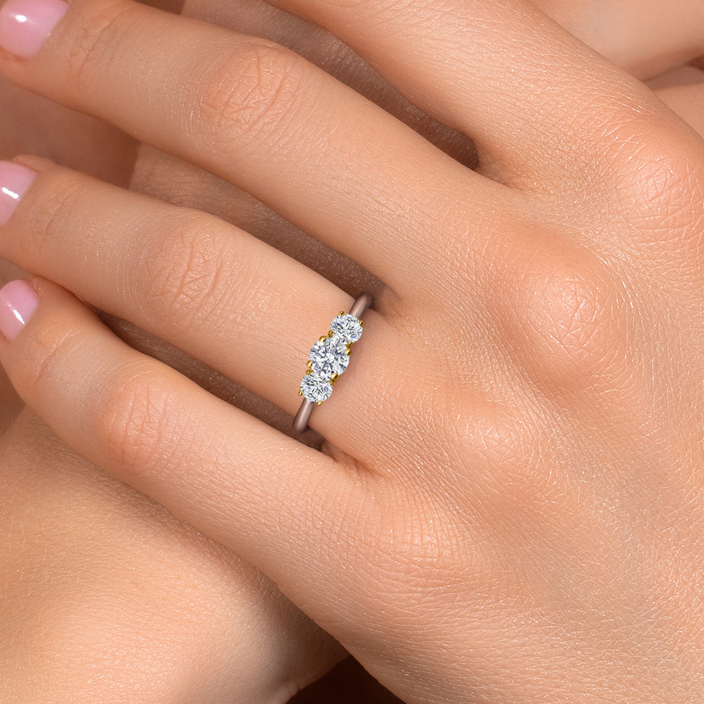 Ring in 10K Two Tone Gold