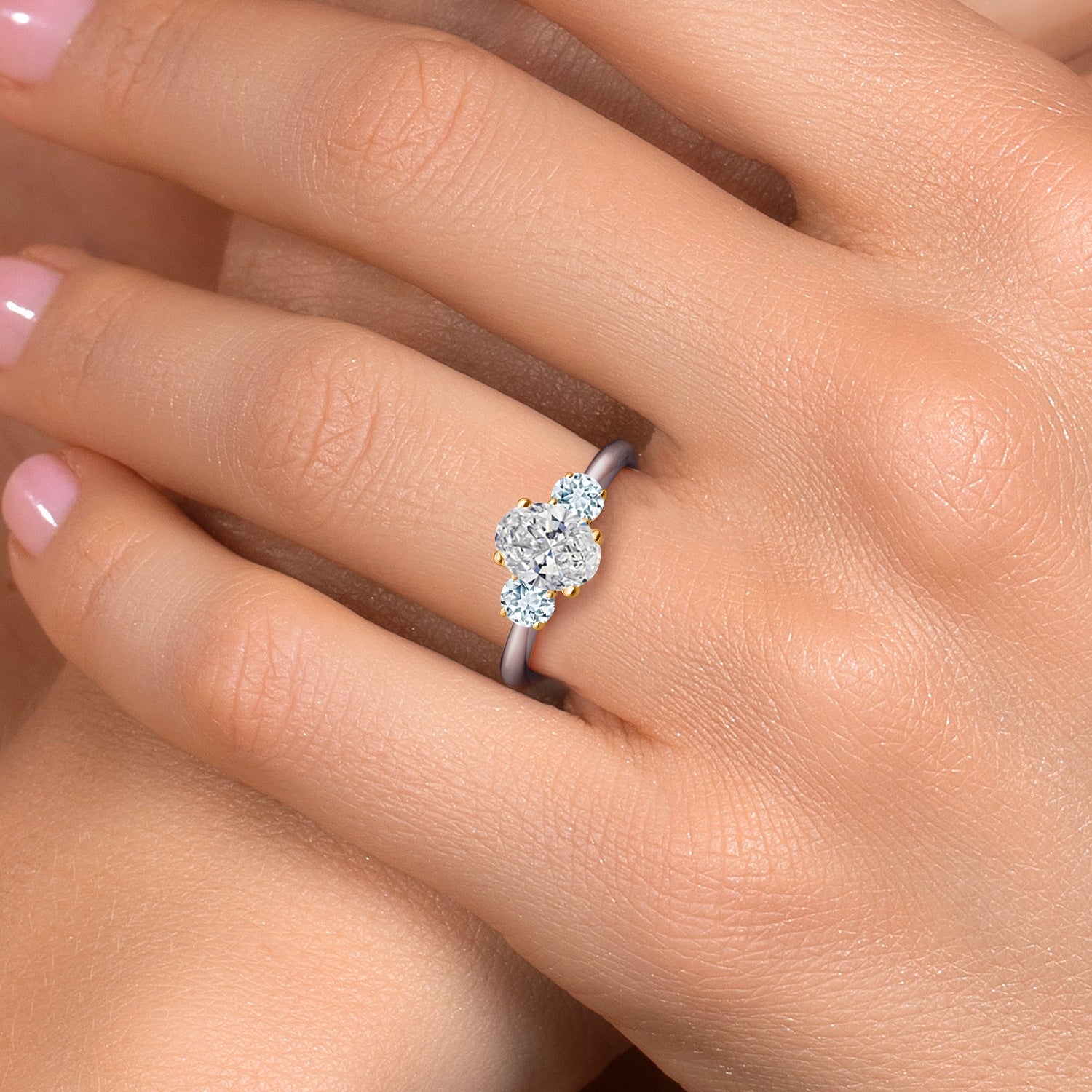 Ring in 10K Two Tone Gold