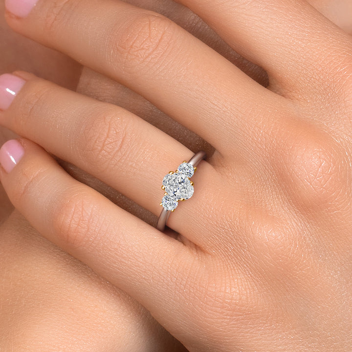 Ring in 10K Two Tone Gold