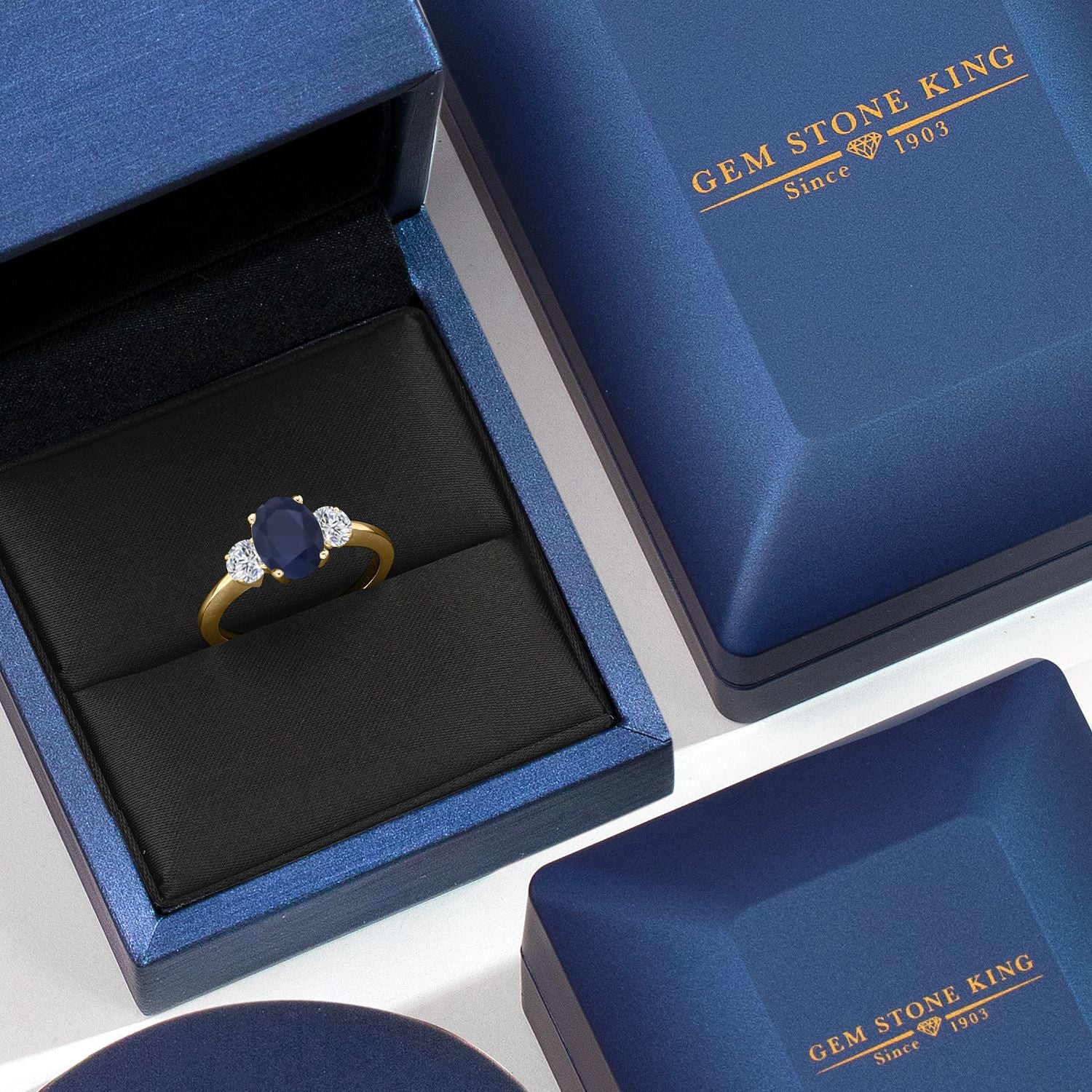 Ring in 10K Yellow Gold