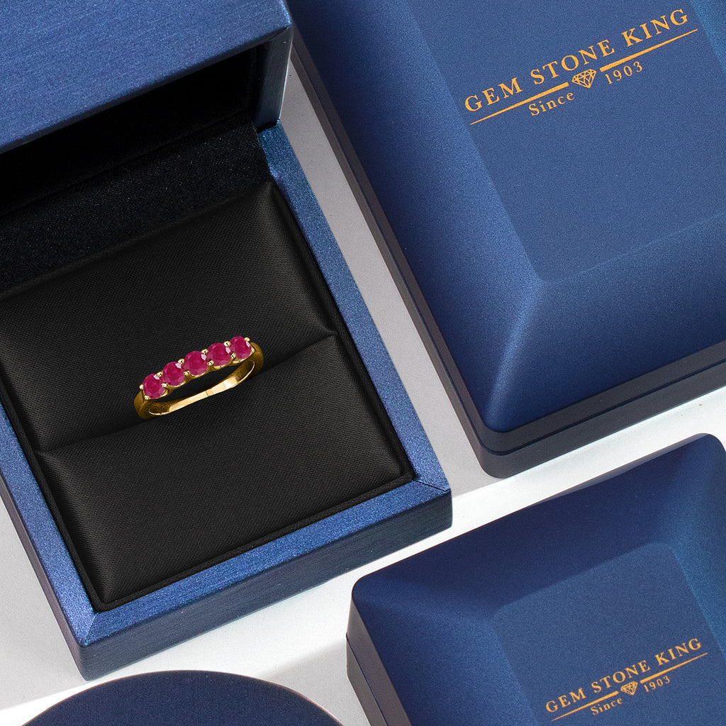 Ring in 10K Yellow Gold