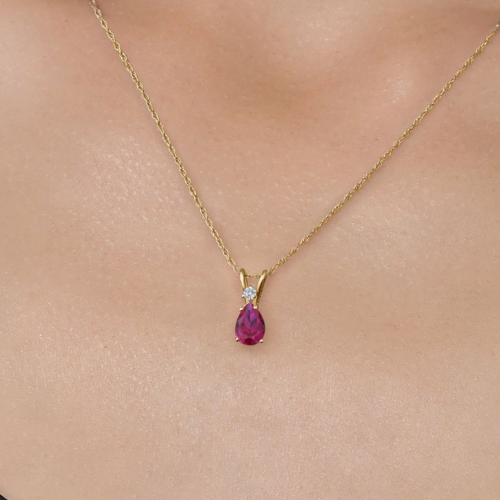 Pendant in 14K Yellow Gold