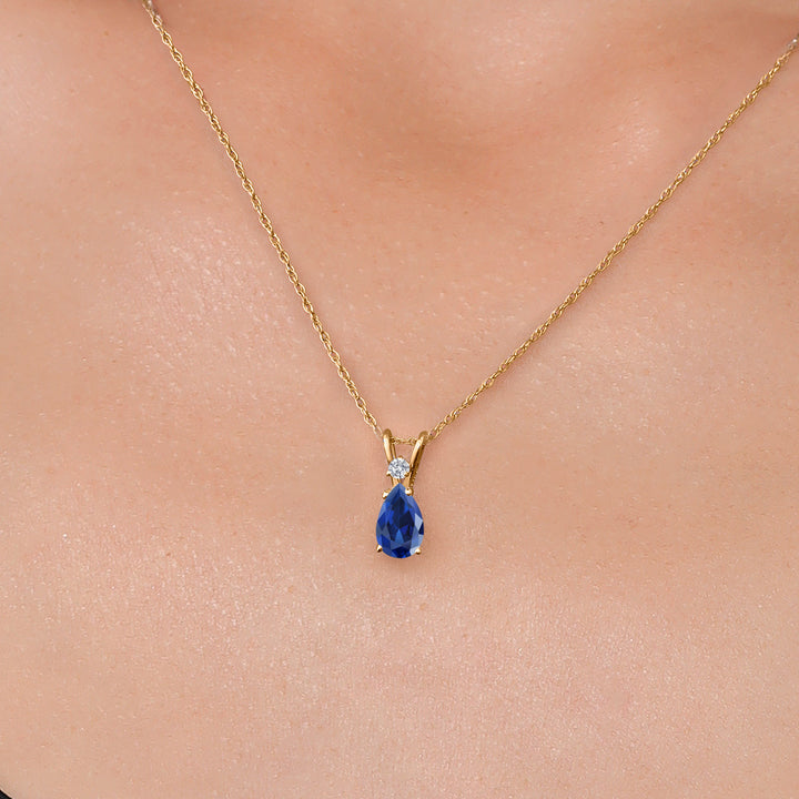Pendant in 14K Yellow Gold