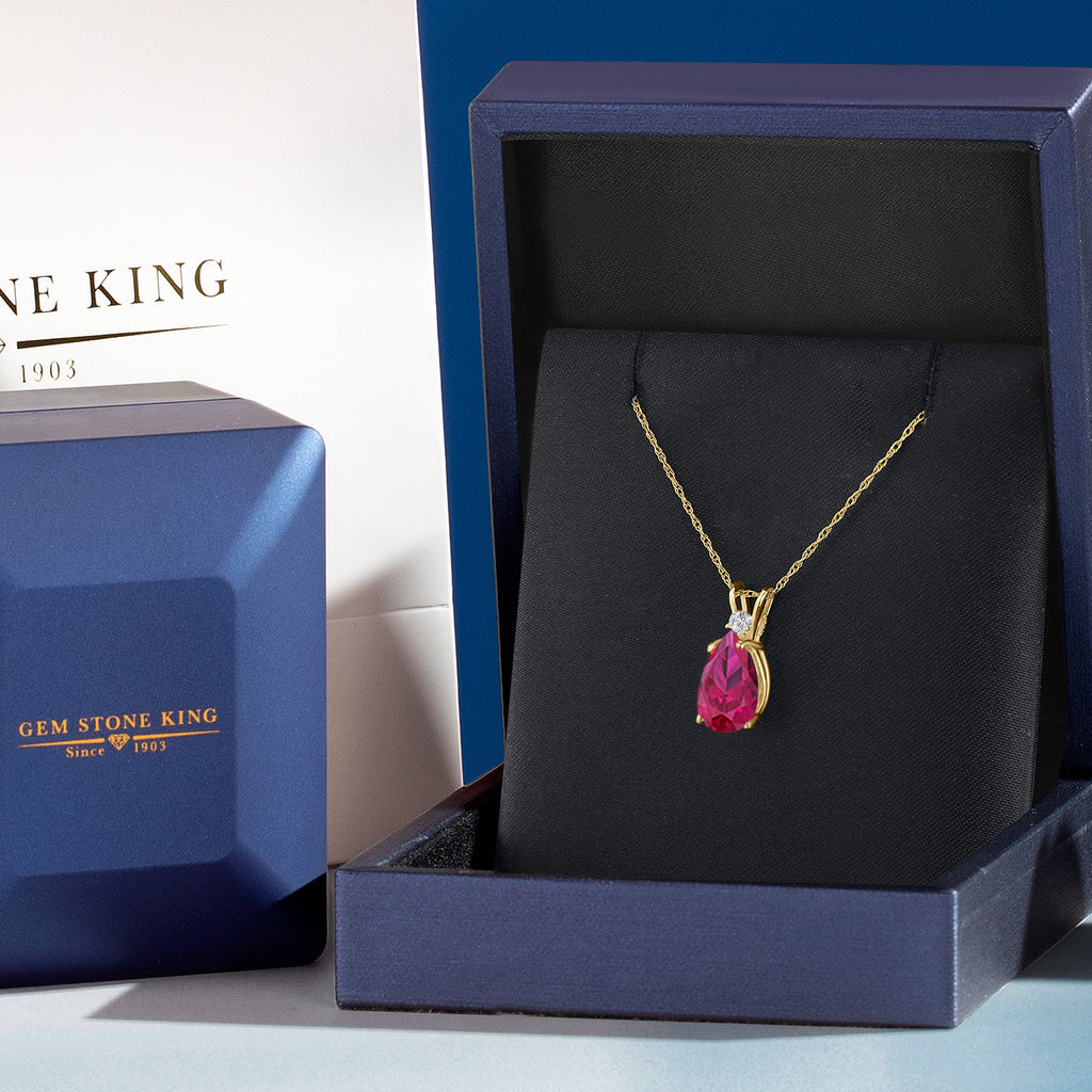 Pendant in 14K Yellow Gold