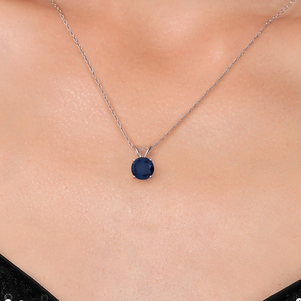 Pendant in 14K White Gold