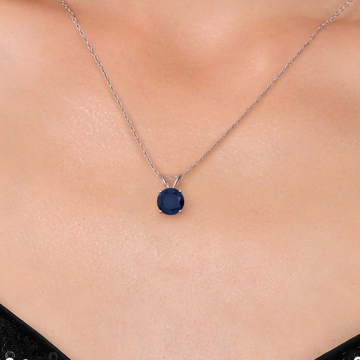 Pendant in 14K White Gold