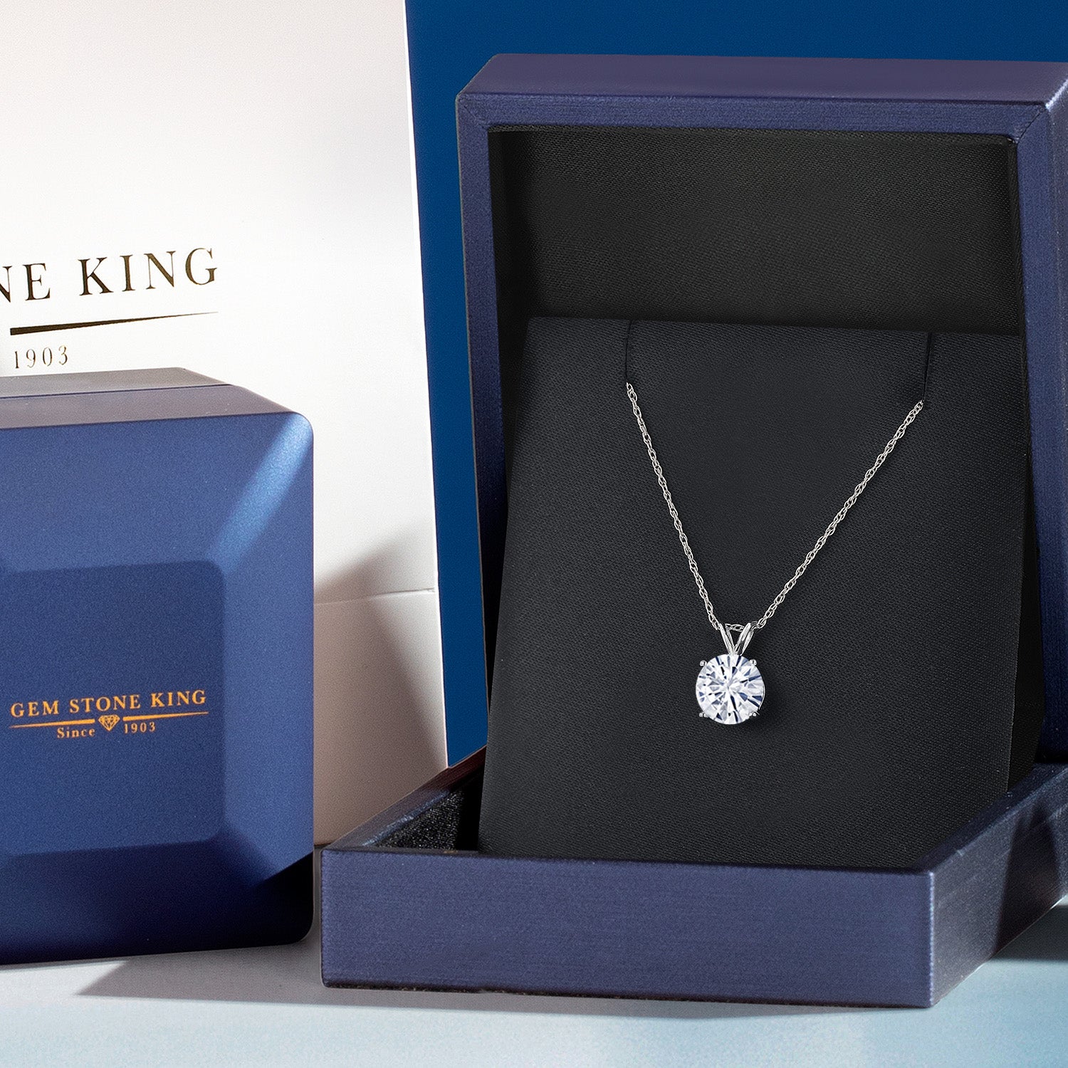 Pendant in 14K White Gold