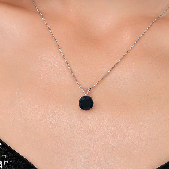 Pendant in 14K White Gold