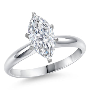 Ring in 14K White Gold