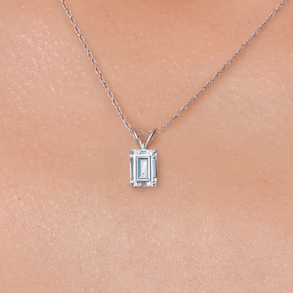 Pendant in 14K White Gold