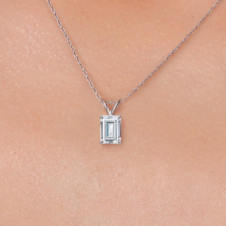 Pendant in 14K White Gold