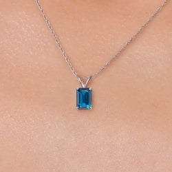 Pendant in 14K White Gold