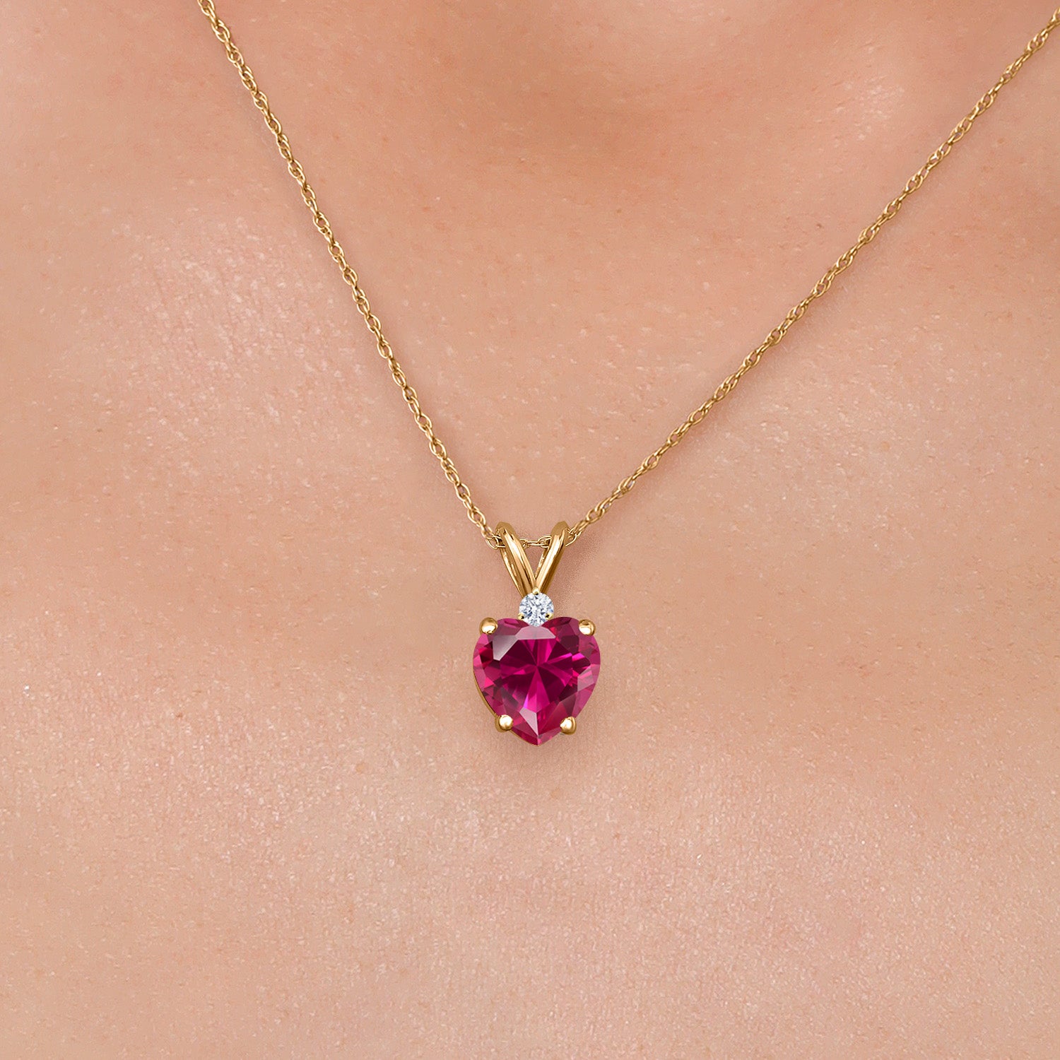 Pendant in 14K Yellow Gold