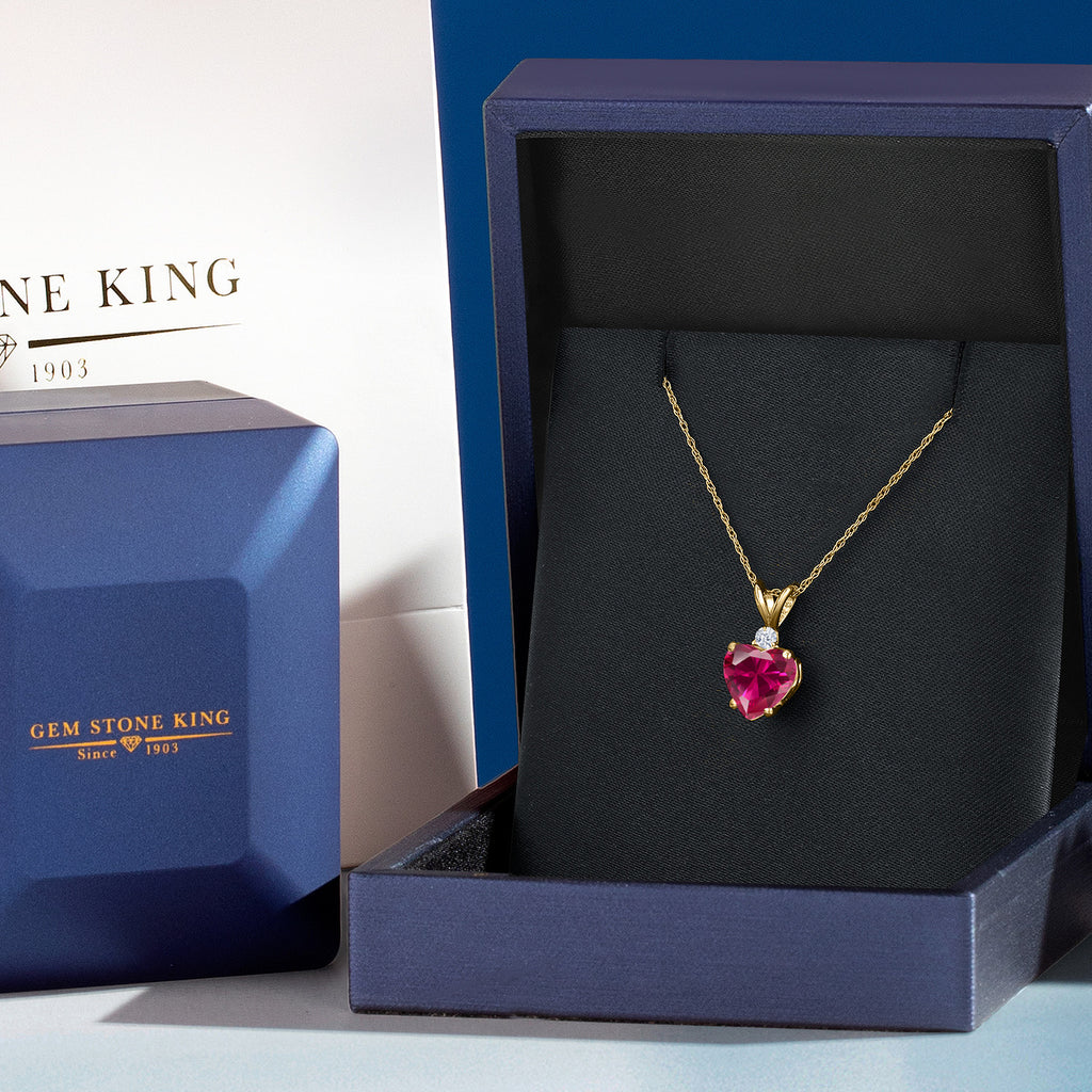 Pendant in 14K Yellow Gold
