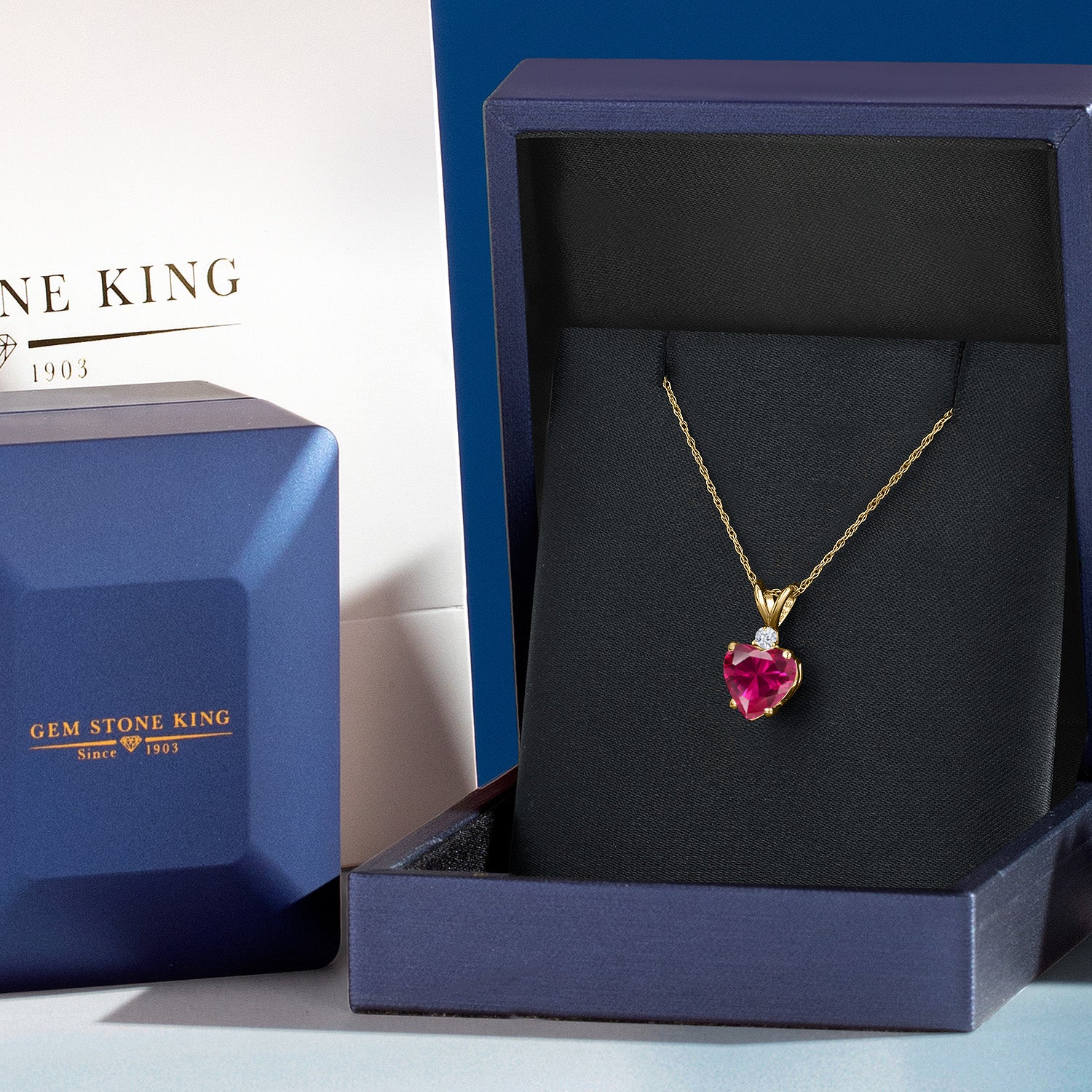 Pendant in 14K Yellow Gold