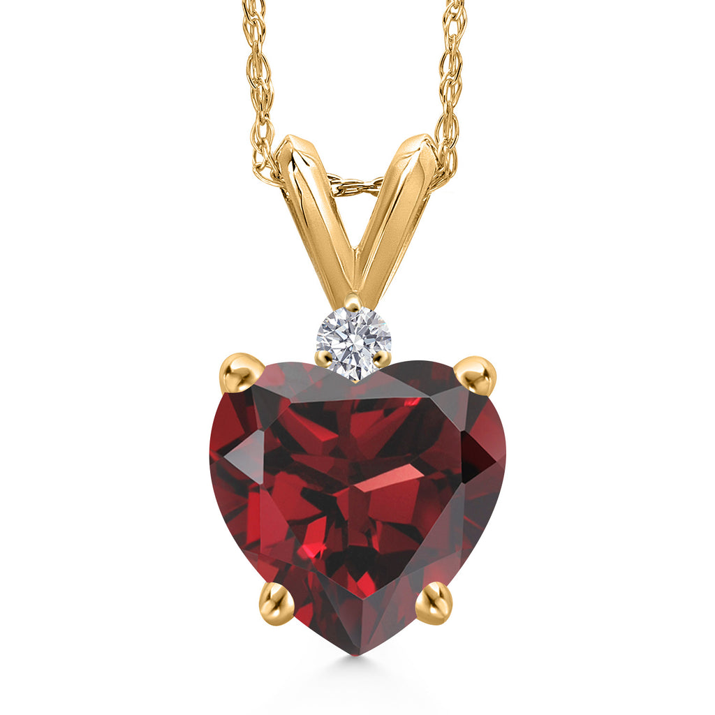 Garnet - January_Pendant in 14K Yellow Gold