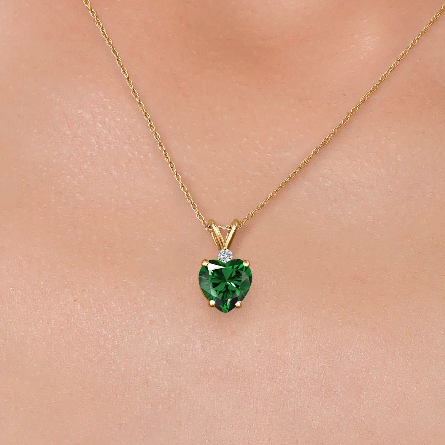 Pendant in 14K Yellow Gold