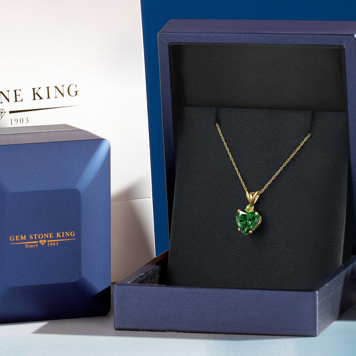 Pendant in 14K Yellow Gold