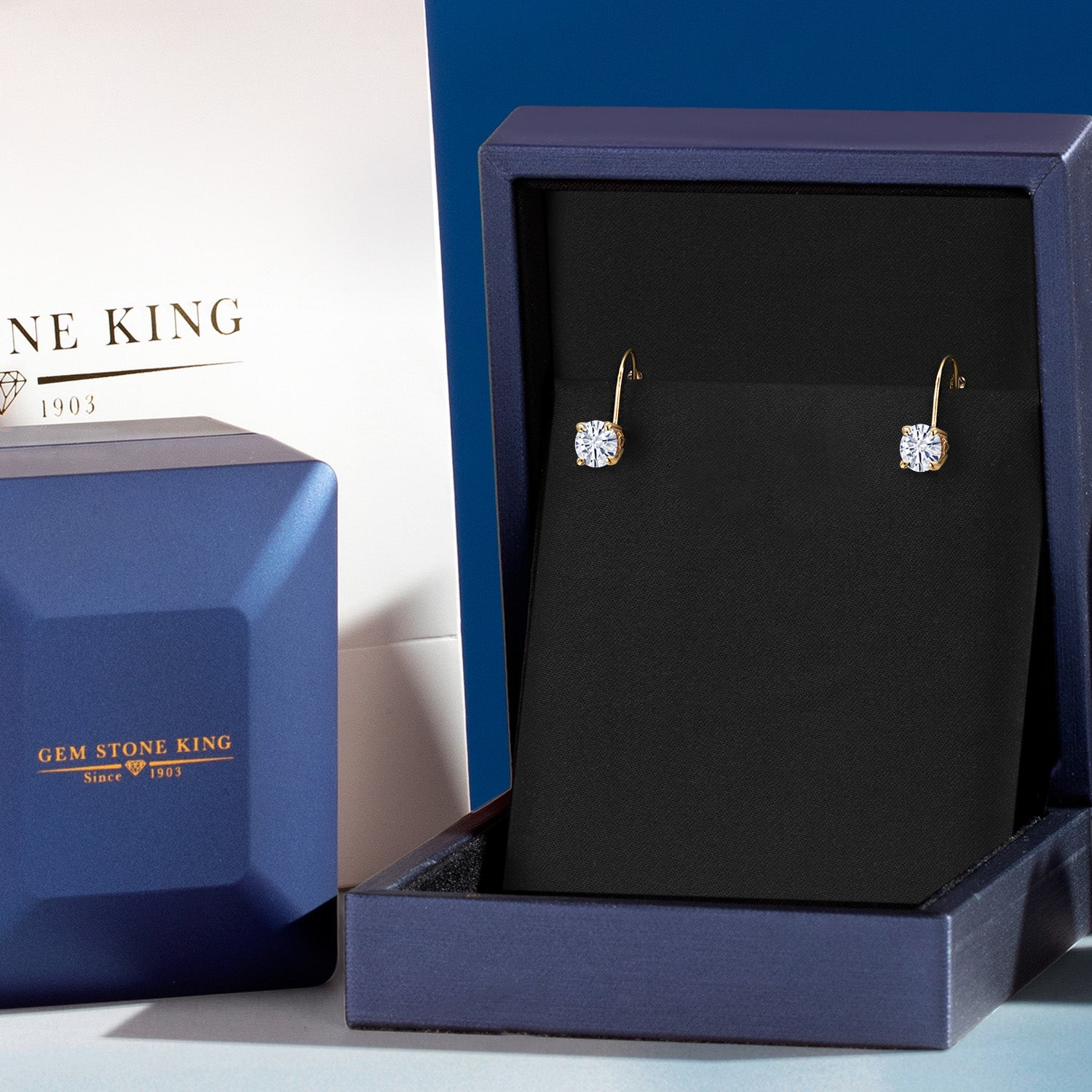 Earrings in 14K Yellow Gold