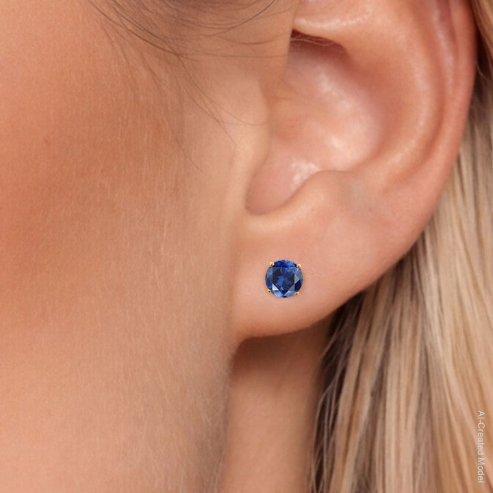 Earrings in 14K Yellow Gold
