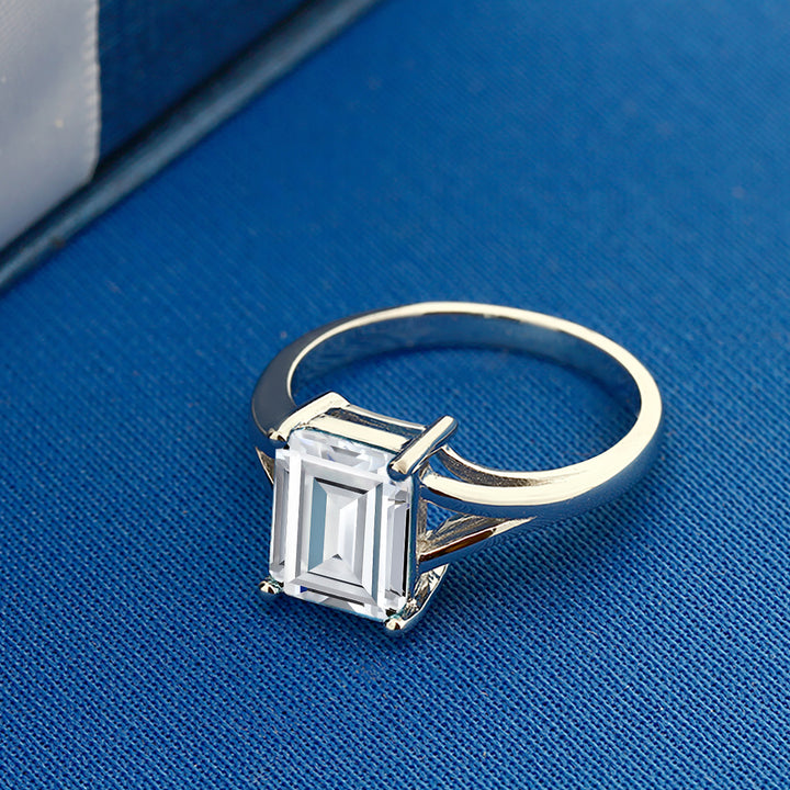 925 Sterling Silver White Moissanite Solitaire Engagement Ring For Women (2.52 Cttw, Emerald Cut 9X7MM, Gemstone Birthstone, Available in Size 5,6,7,8,9)