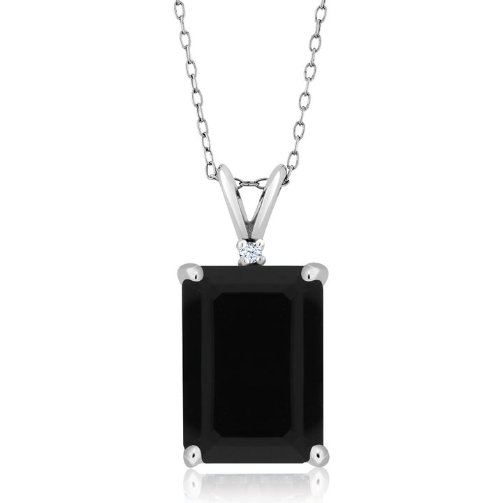 Onyx - December_Pendant in 925 Sterling Silver