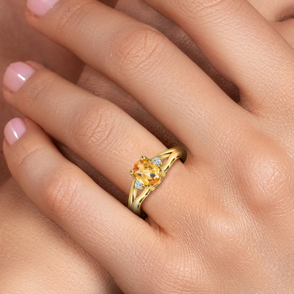 Tanzanite - December_8_Ring in 925 Yellow Gold Plated Silver