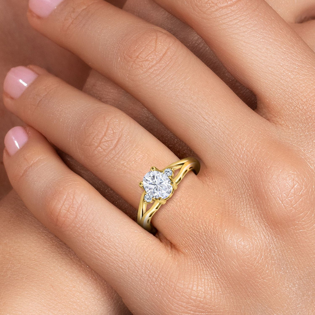 White Moissanite - April_8_Ring in 925 Yellow Gold Plated Silver