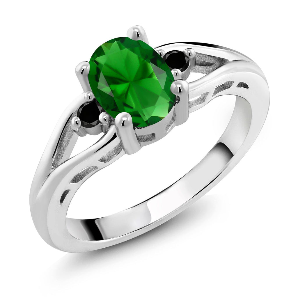 Nano Emerald - May_7_Ring in 925 Sterling Silver