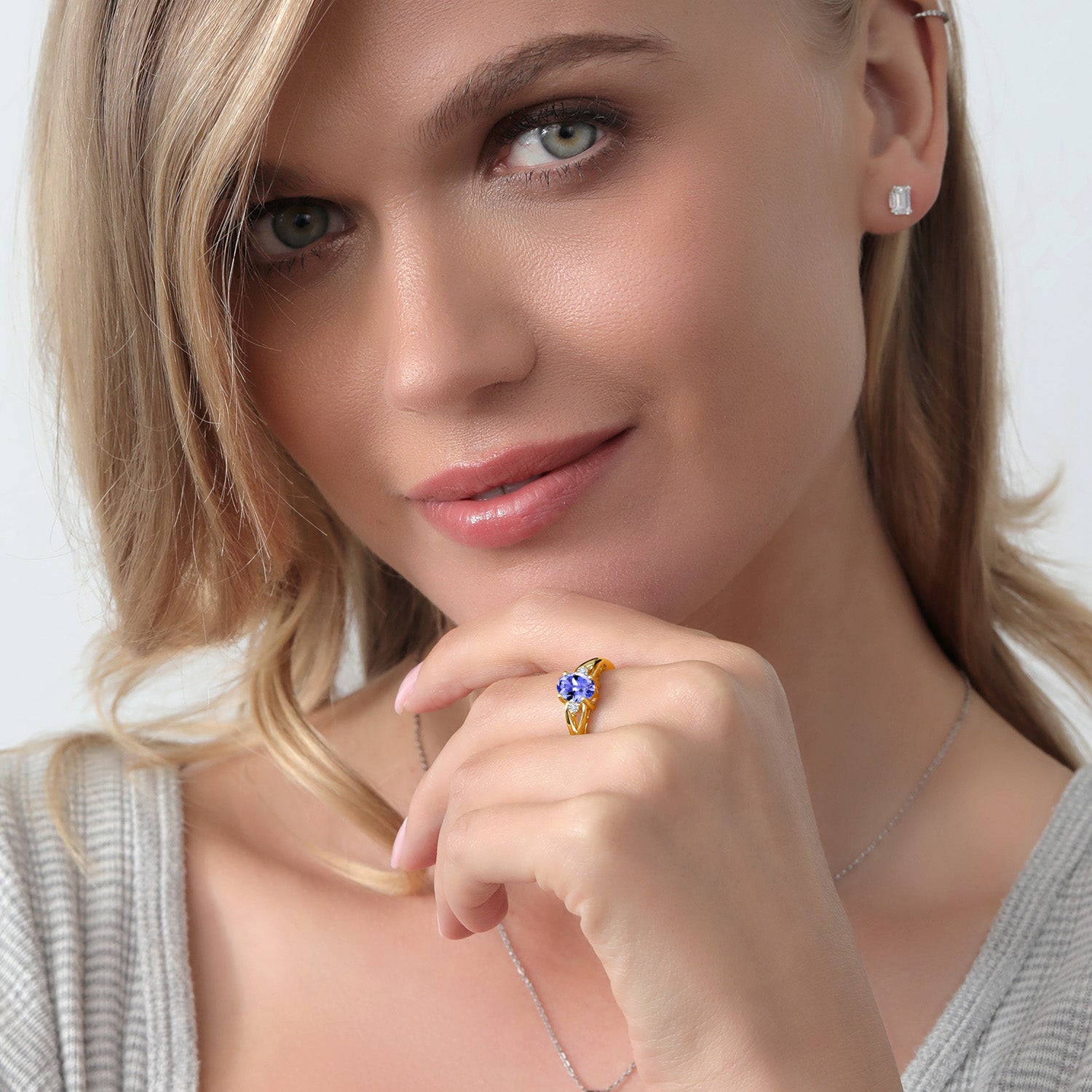 Tanzanite - December_8_Ring in 925 Yellow Gold Plated Silver