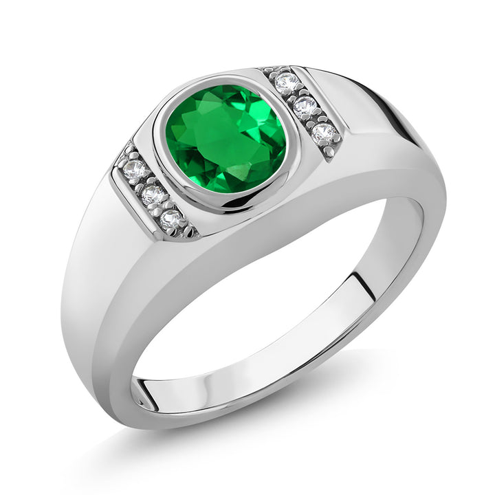 Nano Emerald - May_9_Ring in 925 Sterling Silver