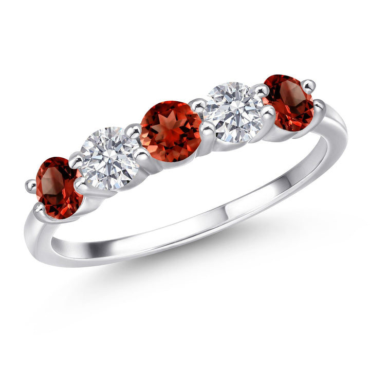 Garnet - January_5_Ring in 925 Sterling Silver